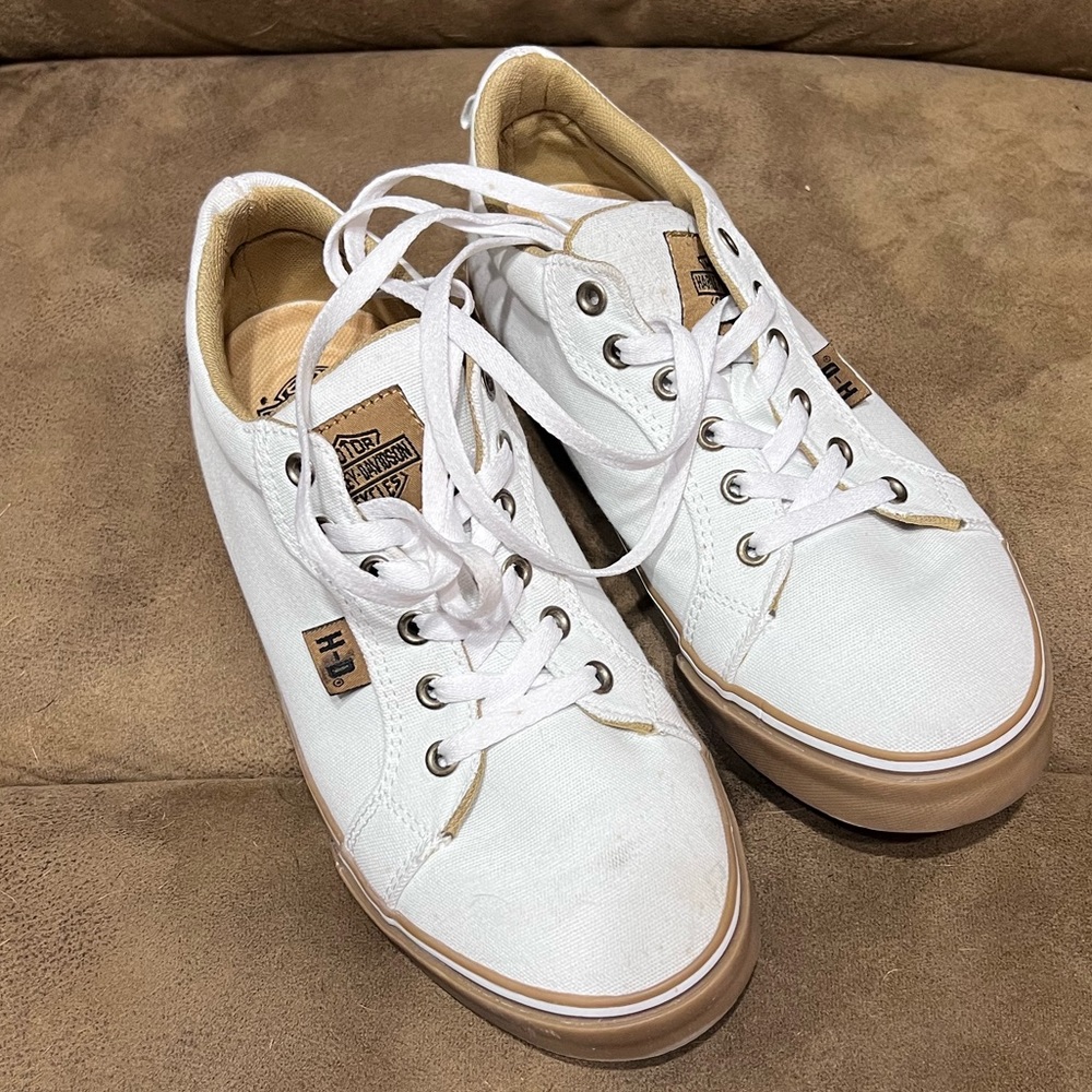 HD WOMENS SHOES SIZE 9